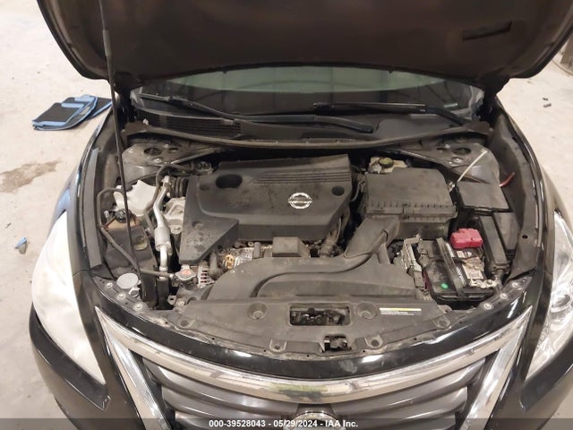 Nissan Altima 2.5 S 2015 1N4AL3AP3FC414038 Image 10