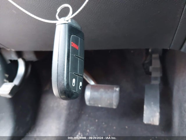 Jeep Grand Cherokee Laredo E 4x2 2019 1C4RJEAG3KC580522 Image 11
