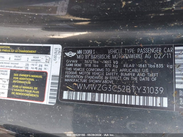 2011 MINI COOPER S CLUBMAN WMWZG3C52BTY31039 Photo 8