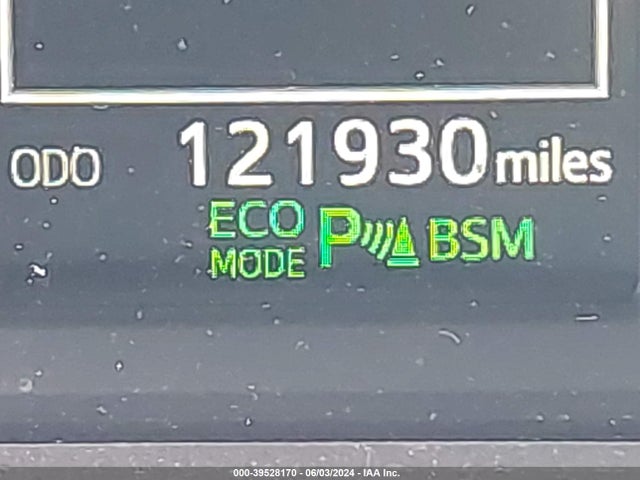 Toyota Rav4 Xle 2018 JTMWFREV7JJ742585 Image 16