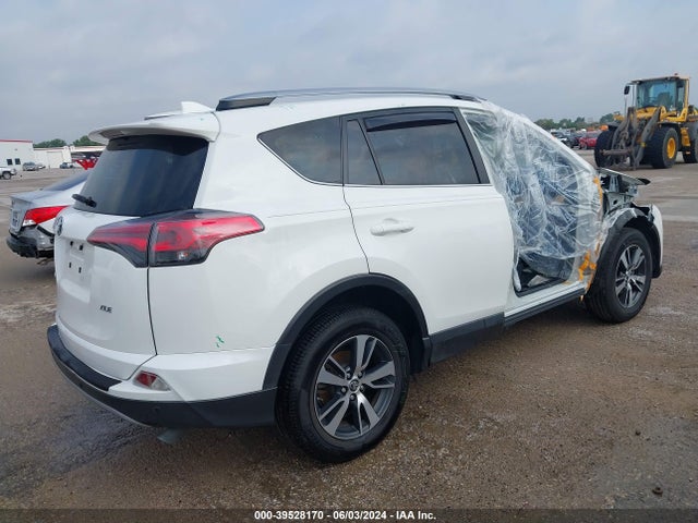 Toyota Rav4 Xle 2018 JTMWFREV7JJ742585 Image 4