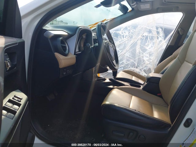 Toyota Rav4 Xle 2018 JTMWFREV7JJ742585 Image 5