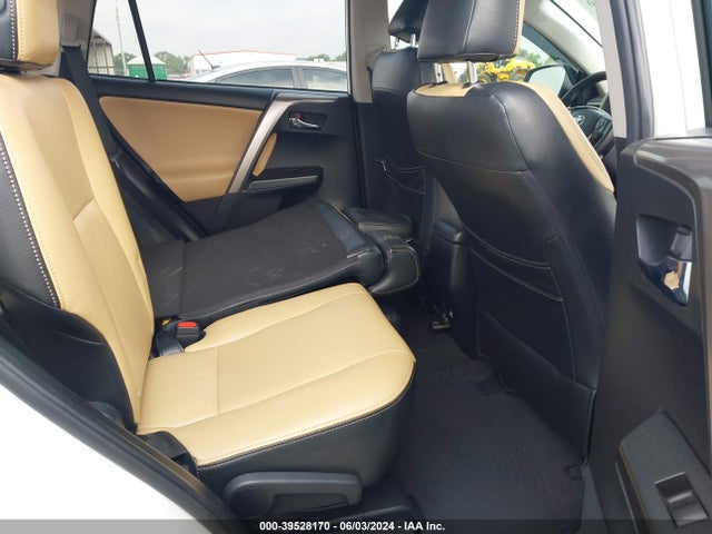 Toyota Rav4 Xle 2018 JTMWFREV7JJ742585 Image 8