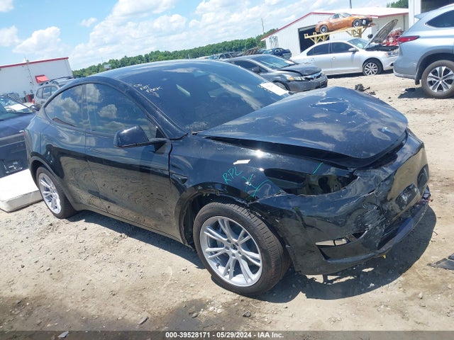 2024 TESLA MODEL Y 7SAYGDEE1RA251456 Photo 0