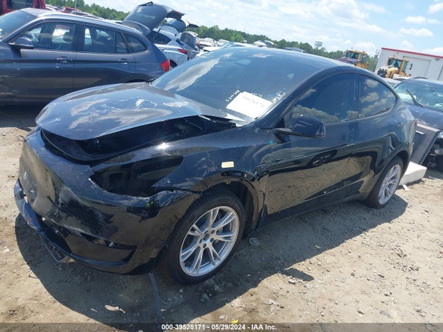2024 TESLA MODEL Y 7SAYGDEE1RA251456 Photo 1
