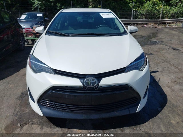 Toyota COROLLA LE 2018 5YFBURHE0JP765394 Image 12