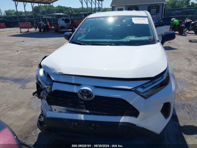 2T3F1RFV9PC372233 Toyota RAV4 LE