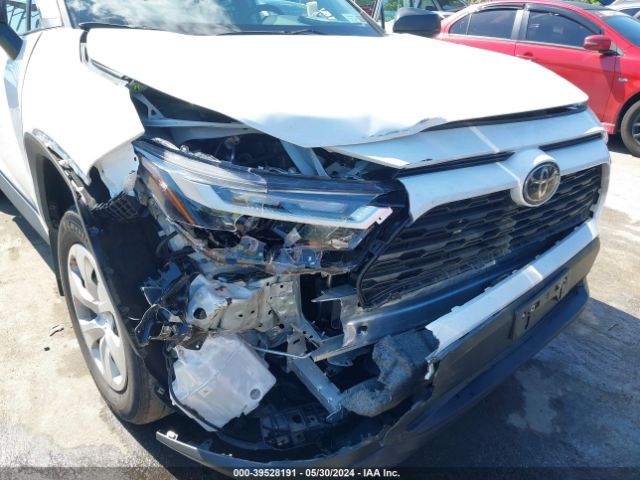 2T3F1RFV9PC372233 Toyota RAV4 LE