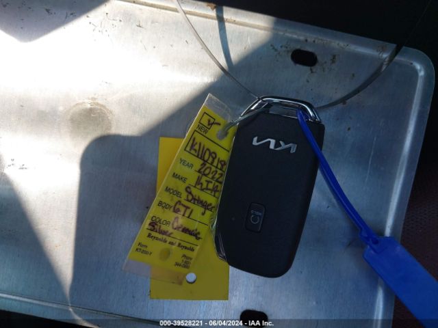 KNAE45LC9N6110818 KIA Stinger Gt1