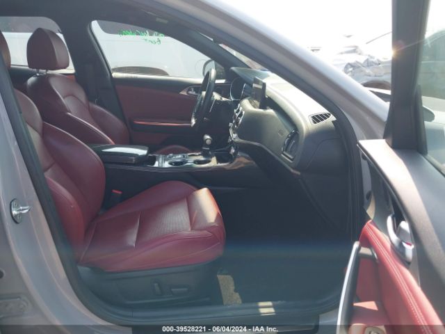 KNAE45LC9N6110818 KIA Stinger Gt1