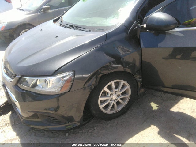 Chevrolet Sonic Lt Auto 2017 1G1JD5SH7H4143369 Image 6