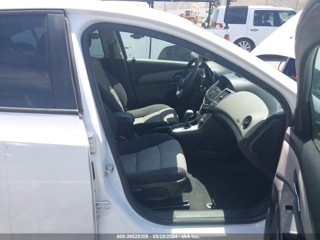 Chevrolet Cruze Ls Auto 2014 1G1PA5SH5E7227722 Image 5