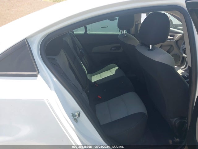 Chevrolet Cruze Ls Auto 2014 1G1PA5SH5E7227722 Image 8