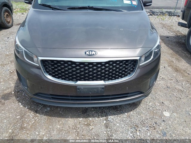 KIA SEDONA LX 2016 KNDMB5C12G6165889 Image 6