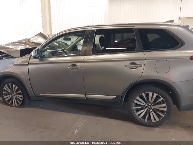 Mitsubishi Outlander Se 2019 JA4AZ3A33KZ044491 Image 13