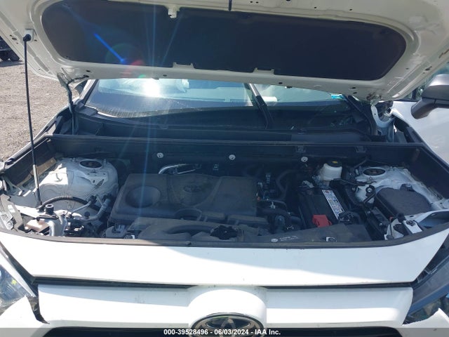 Toyota RAV4 LE 2020 2T3F1RFV7LW085028 Image 10