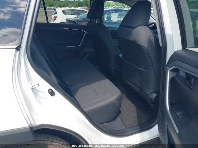 Toyota RAV4 LE 2020 2T3F1RFV7LW085028 Image 8