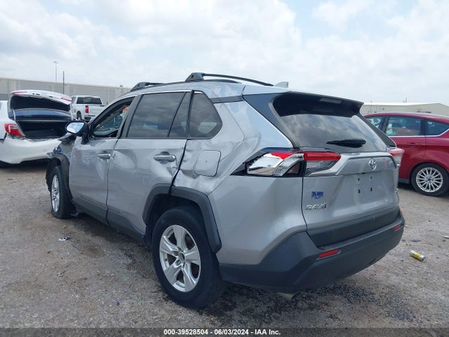 Toyota Rav4 Xle 2019 JTMW1RFV2KD024228 Image 3