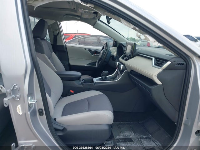Toyota Rav4 Xle 2019 JTMW1RFV2KD024228 Image 5