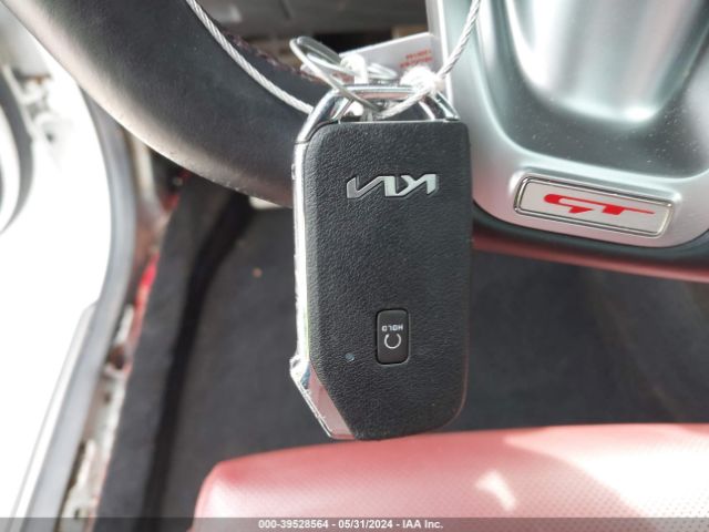 KNAE45LCXN6102212 KIA Stinger Gt1