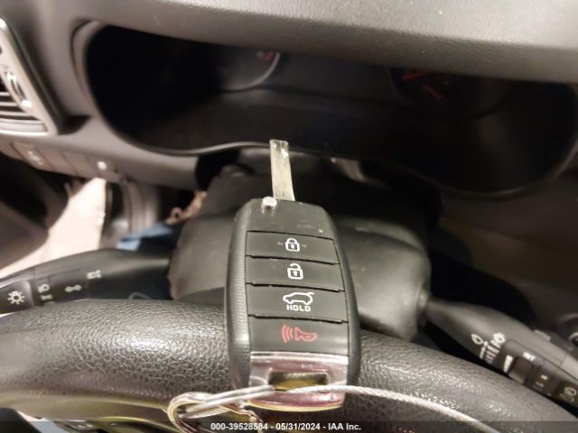 KNDPM3AC0K7502045 KIA Sportage Lx