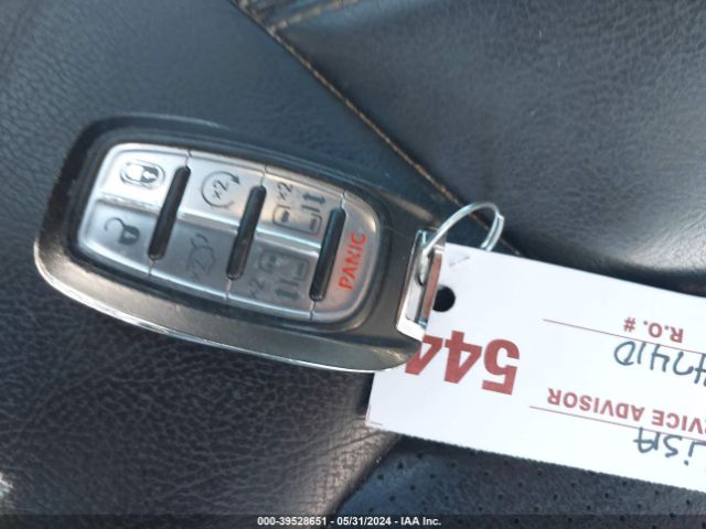 2C4RC1BG2KR733335 Chrysler Pacifica Touring L