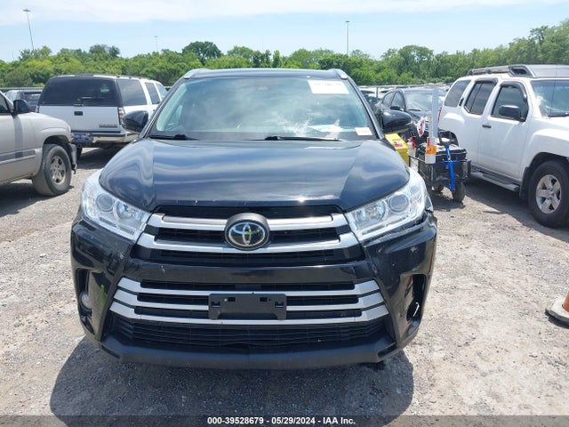 Toyota Highlander Xle 2017 5TDJZRFH5HS425413 Image 12