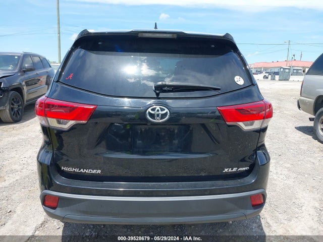 Toyota Highlander Xle 2017 5TDJZRFH5HS425413 Image 16