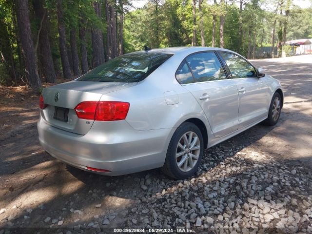 3VWD17AJ6EM256191 Volkswagen Jetta 1.8t Se