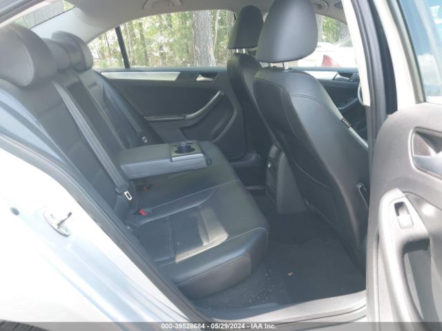 3VWD17AJ6EM256191 Volkswagen Jetta 1.8t Se