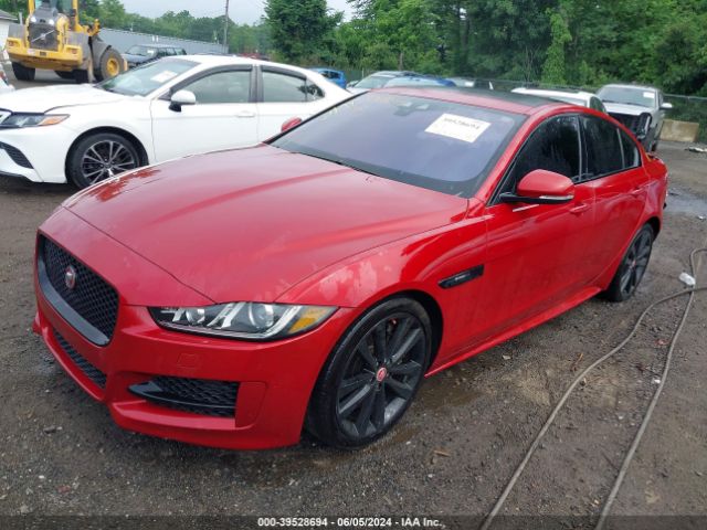 SAJAF4BV9HA960198 Jaguar Xe 35t R-sport