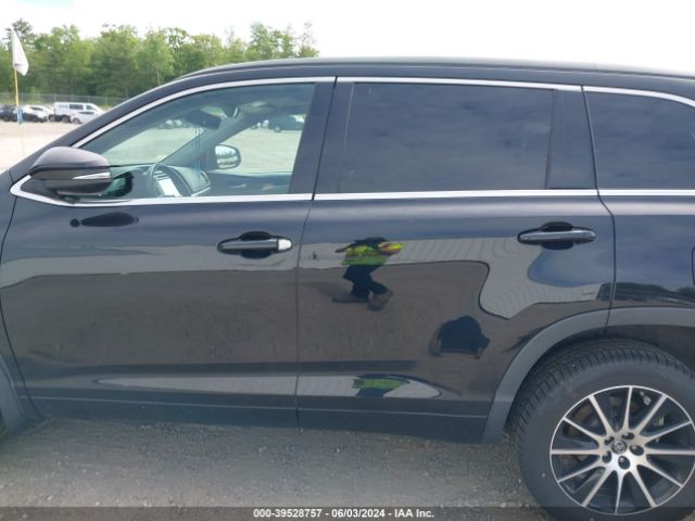 5TDJZRFHXHS470119 Toyota Highlander Se