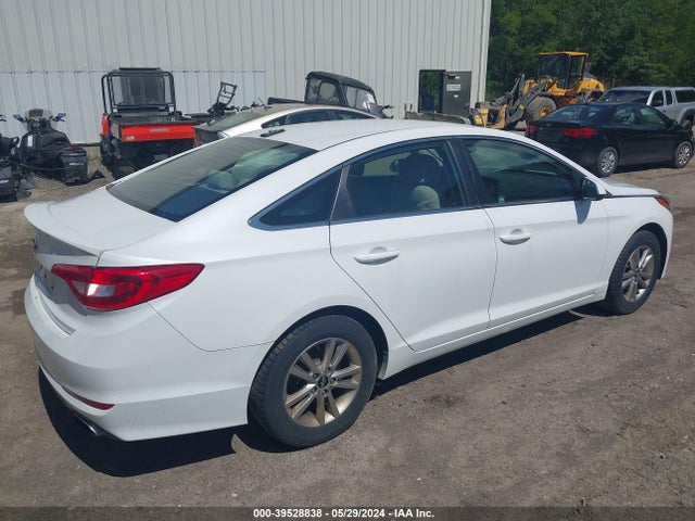 Hyundai SONATA SE 2016 5NPE24AF9GH285255 Image 4