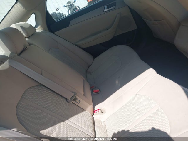 Hyundai SONATA SE 2016 5NPE24AF9GH285255 Image 8
