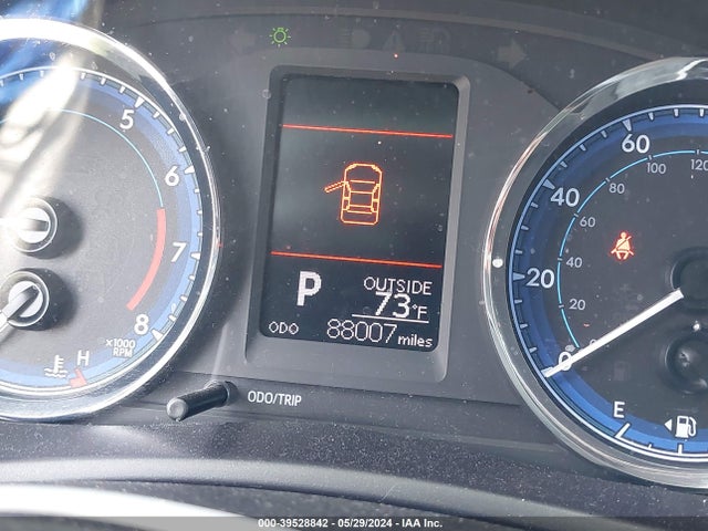Toyota COROLLA LE 2018 5YFBURHE4JP783039 Image 15