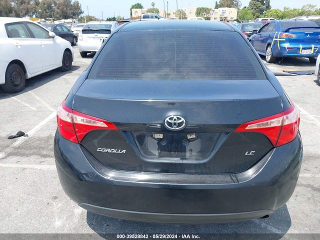 Toyota COROLLA LE 2018 5YFBURHE4JP783039 Image 16