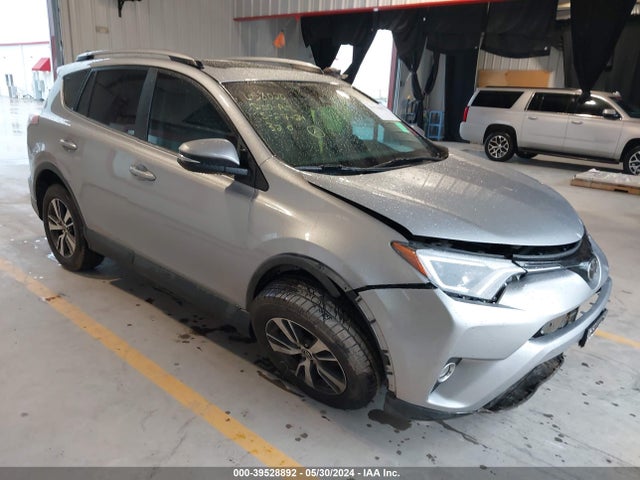 Toyota Rav4 Xle 2017 2T3WFREV1HW369619 zdjęcie główne