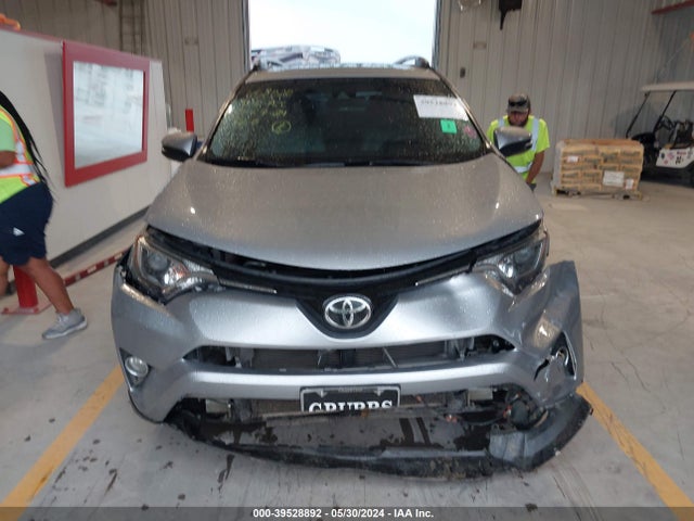 Toyota Rav4 Xle 2017 2T3WFREV1HW369619 Image 12