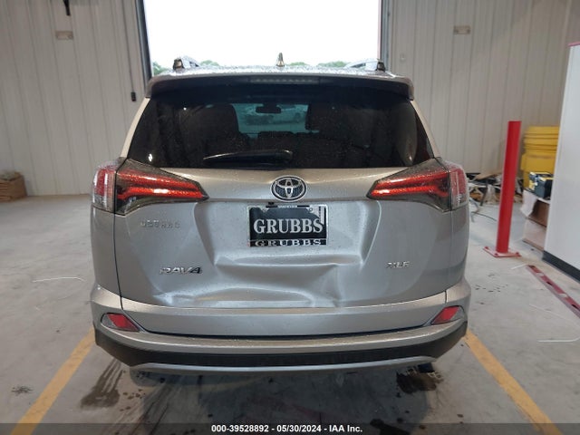 Toyota Rav4 Xle 2017 2T3WFREV1HW369619 Image 16