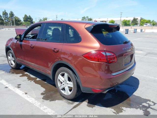 2011 PORSCHE CAYENNE HYBRID WP1AE2A20BLA92874 Photo 2