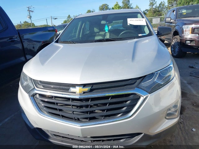 Chevrolet EQUINOX LS 2018 2GNAXHEV1J6324819 Image 12