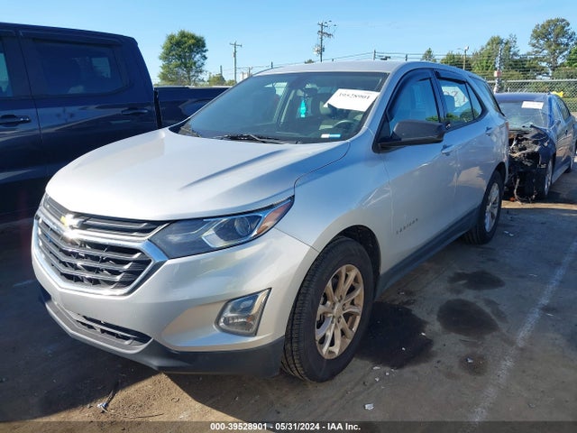Chevrolet EQUINOX LS 2018 2GNAXHEV1J6324819 Image 2