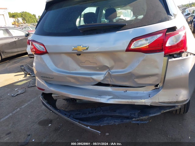 Chevrolet EQUINOX LS 2018 2GNAXHEV1J6324819 Image 6