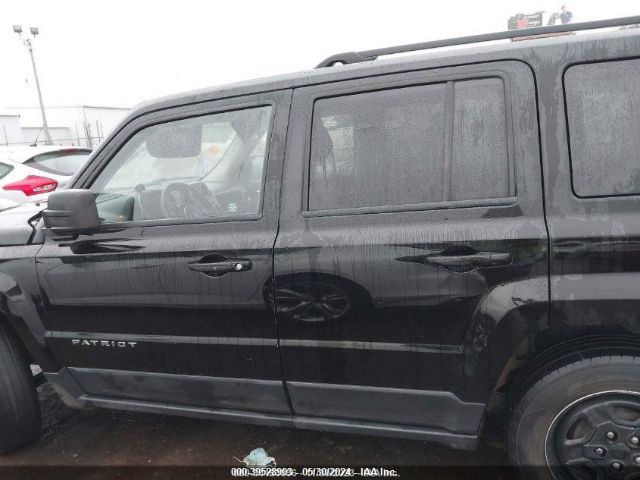 1C4NJPBB2HD121028 Jeep Patriot Sport Fwd