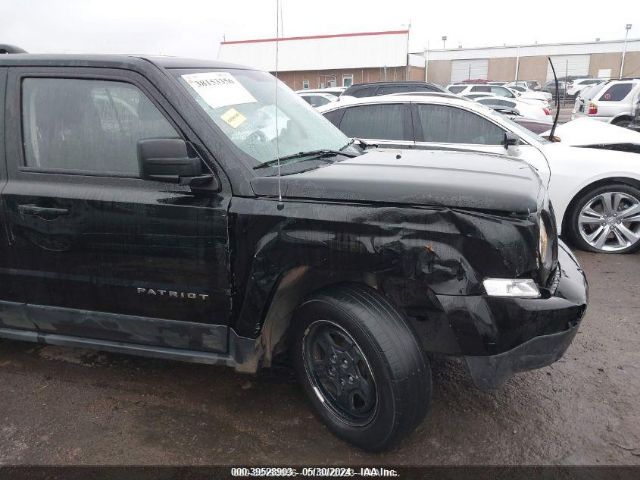 1C4NJPBB2HD121028 Jeep Patriot Sport Fwd