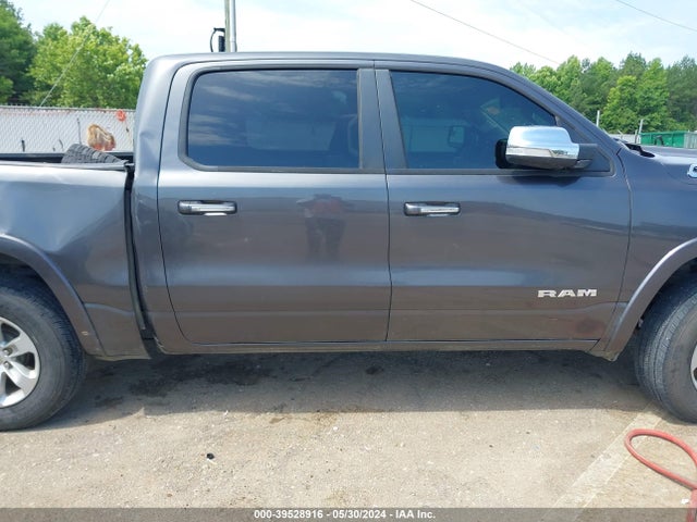 1C6SRFJT4KN735670 RAM 1500 Laramie  4x4 5'7 Box