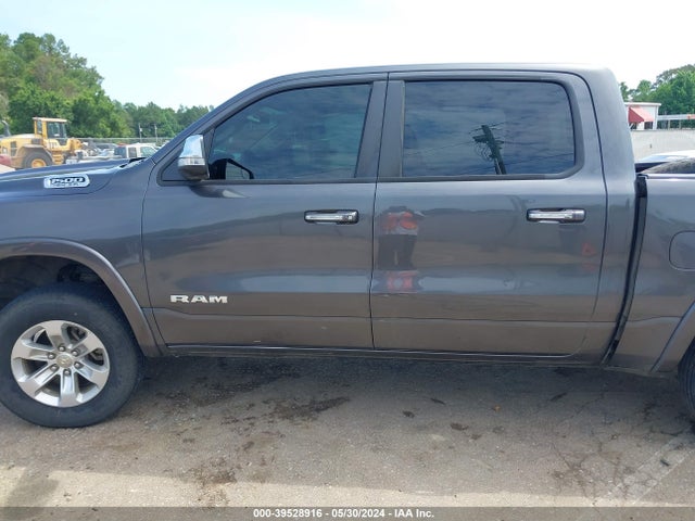 1C6SRFJT4KN735670 RAM 1500 Laramie  4x4 5'7 Box