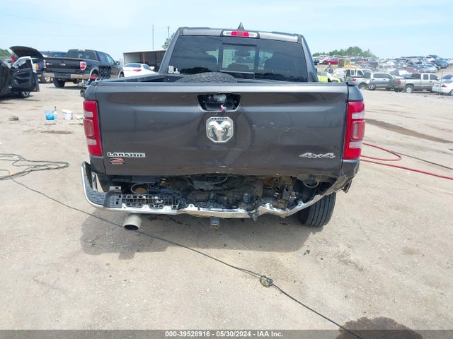 1C6SRFJT4KN735670 RAM 1500 Laramie  4x4 5'7 Box
