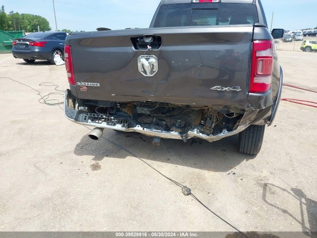 1C6SRFJT4KN735670 RAM 1500 Laramie  4x4 5'7 Box