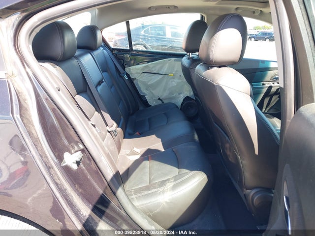 39528918 :رقم المزاد ، 1G1PE5SB3F7167277 vin ، 2015 Chevrolet Cruze 2lt Auto مزاد بيع